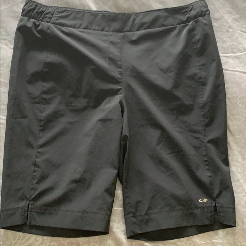 Champion black L 83% polyester/17% spandex shorts